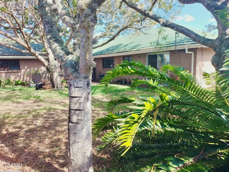 4 Bedroom Property for Sale in Fraaiuitsig Western Cape